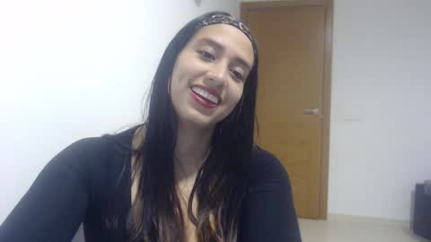 vaniasofia online show from November 20, 5:10 pm