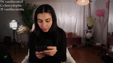 Annabet  online show from November 19, 12:54 am