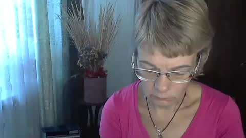 Vanillaxcreamy online show from October 23, 9:00 am