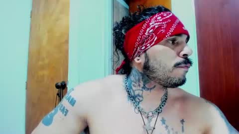 vanvelckan_ online show from July 4, 10:57 pm