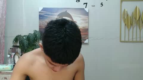 vanxxx2005 online show from December 18, 2:42 am