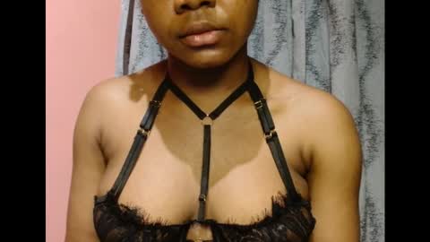 vee62 online show from March 29, 1:07 am