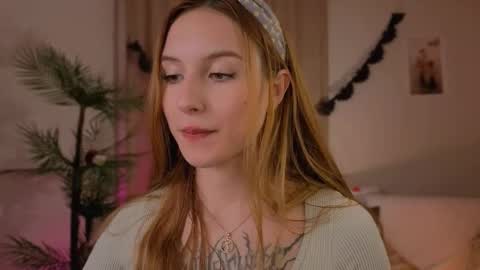 Maria online show from October 18, 3:05 pm