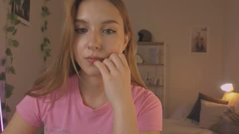 Maria online show from September 25, 1:51 pm