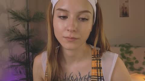 Maria online show from October 8, 2:34 pm