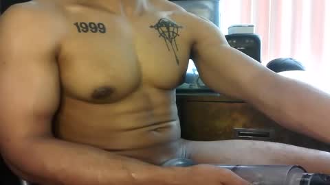 Vegas Love online show from March 12, 7:50 pm