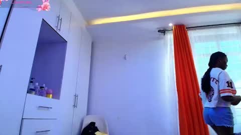 zola online show from February 4, 11:25 am