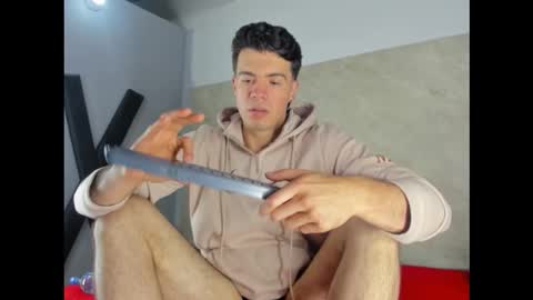 Vello online show from January 12, 12:12 pm