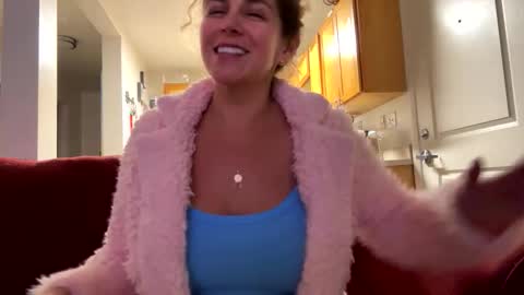 Velvet online show from December 18, 5:03 am