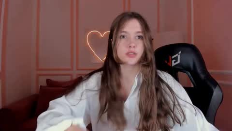 Snapshot of velvet_cherry chatting on September 24, 4:25 pm velvet_cherry online show from September 24, 4:25 pm