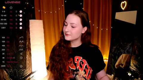 Mia online show from May 26, 8:53 am