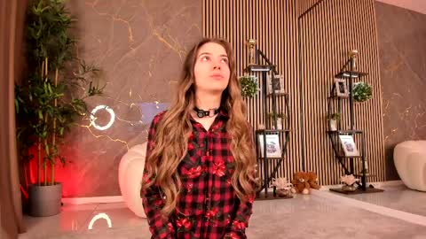 Velvet online show from April 1, 3:18 am