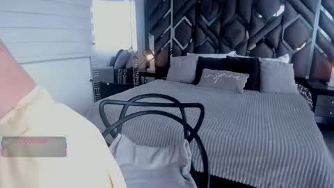 velvettease_ online show from January 13, 12:46 pm