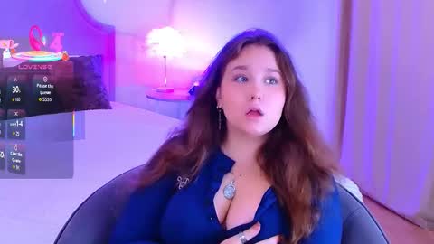 Snapshot of velvetvixencute chatting on September 22, 5:44 am velvetvixencute online show from September 22, 5:44 am