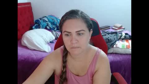 venecasexy44 online show from April 3, 11:06 am