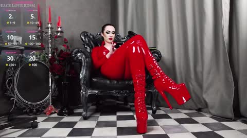 Snapshot of venenaschwarz chatting on February 27, 5:58 pm MISTRESS online show from February 27, 5:58 pm