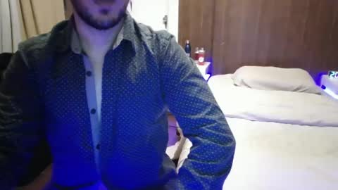 Snapshot of venezuelan420 chatting on January 8, 1:42 am venezuelan420 online show from January 8, 1:42 am