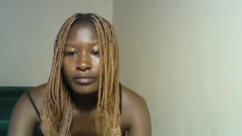 venom_kisses5050 online show from January 15, 9:40 am