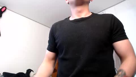 venumbestia online show from November 15, 4:08 pm