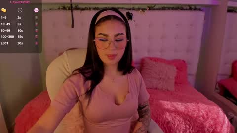 Venus online show from September 25, 2:02 pm