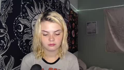 Miss Venus online show from September 29, 1:26 am