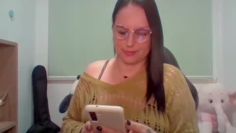 VENUSINA07 online show from February 12, 9:46 am