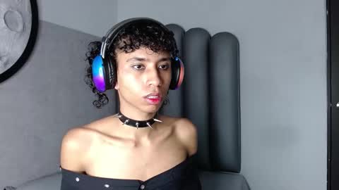 venuss_03 online show from September 28, 3:37 am