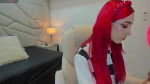 venusxneo online show from September 13, 8:55 pm