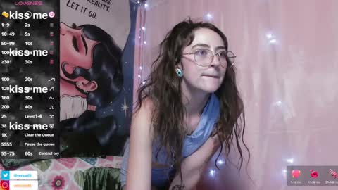  . .      online show from December 4, 2:36 am