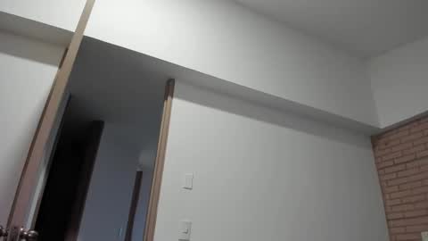 Snapshot of vera_fernandez chatting on October 1, 10:52 pm Vera online show from October 1, 10:52 pm