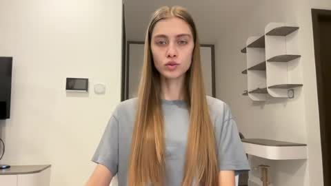 verablanc online show from June 15, 1:41 am
