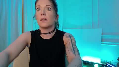 Vera Victors online show from April 11, 3:11 am