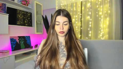 Lolitalolz online show from January 20, 9:11 pm