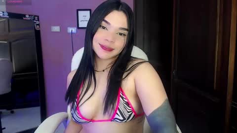 Snapshot of veronica_118 chatting on March 7, 2:04 am veronica_118 online show from March 7, 2:04 am