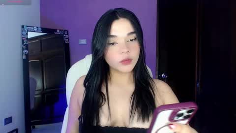 Snapshot of veronica_118 chatting on February 12, 2:45 am veronica_118 online show from February 12, 2:45 am