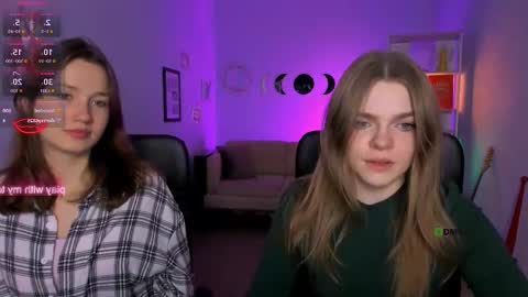 Ronni online show from December 22, 8:15 pm