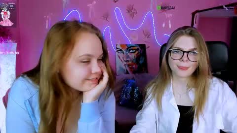 Ronni online show from May 7, 8:04 pm
