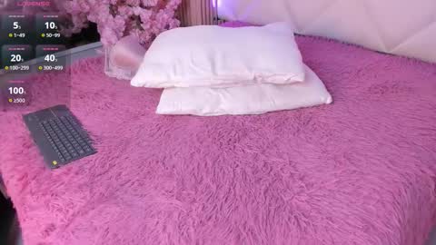 veronica_hill_ online show from February 3, 6:40 am