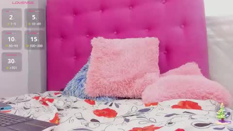 Veronica online show from December 3, 5:57 pm