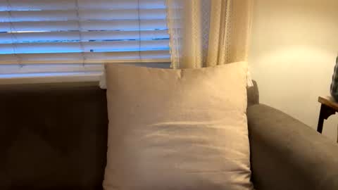 Veronica Vaughn online show from December 23, 10:23 pm