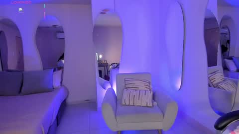 veronicablue1 online show from June 7, 9:58 am