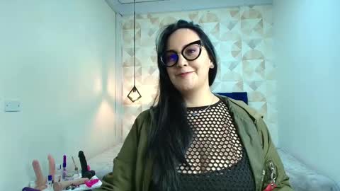 Snapshot of veroniicabbw chatting on February 22, 12:18 pm veroniicabbw online show from February 22, 12:18 pm