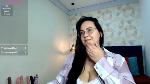 Snapshot of veroniicabbw chatting on October 3, 12:46 pm veroniicabbw online show from October 3, 12:46 pm