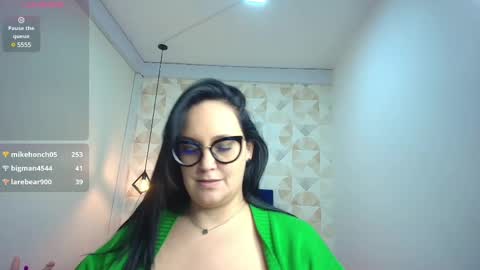 Snapshot of veroniicabbw chatting on February 25, 9:04 pm veroniicabbw online show from February 25, 9:04 pm