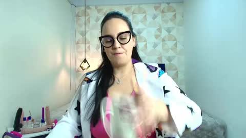 Snapshot of veroniicabbw chatting on February 19, 12:11 pm veroniicabbw online show from February 19, 12:11 pm