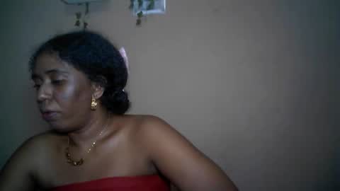 verronique1511 online show from May 6, 5:08 pm