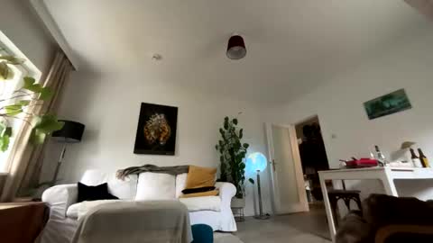 versatilebi7 online show from November 9, 8:18 am