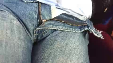 Erik online show from November 28, 10:22 am