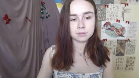 veryveryvery_shy online show from December 23, 9:26 am