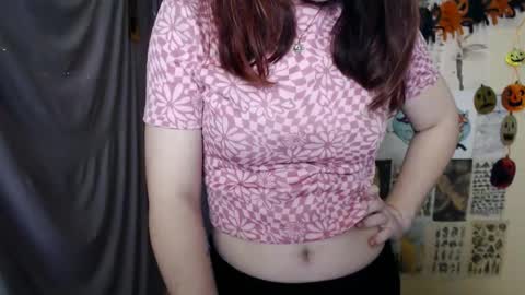 veryveryvery_shy online show from October 25, 9:30 am